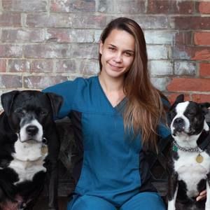 Meet your Posher, Nejra